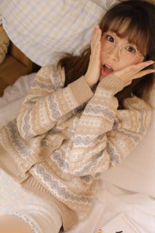 不扣纽的女孩详情介绍